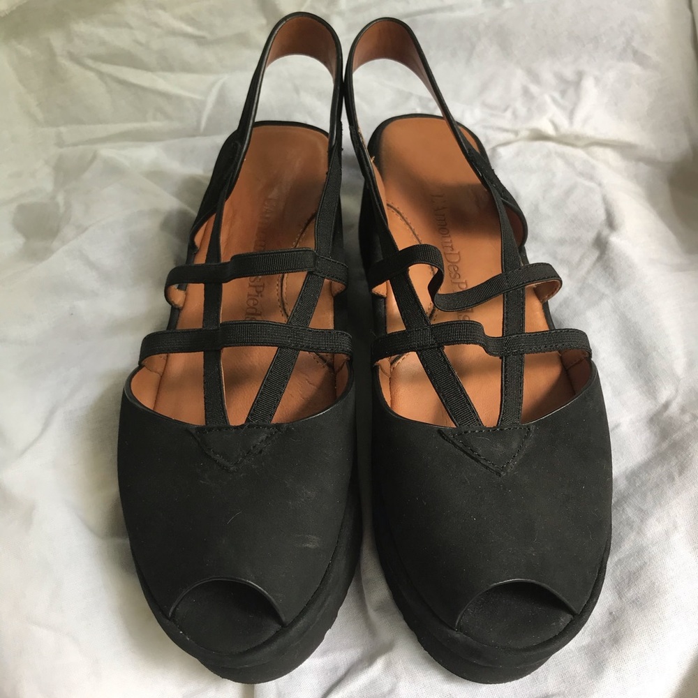 L’amour Des Pieds Sandals Size 7.5